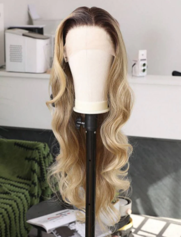 The Beyoncé Bombshell Wig